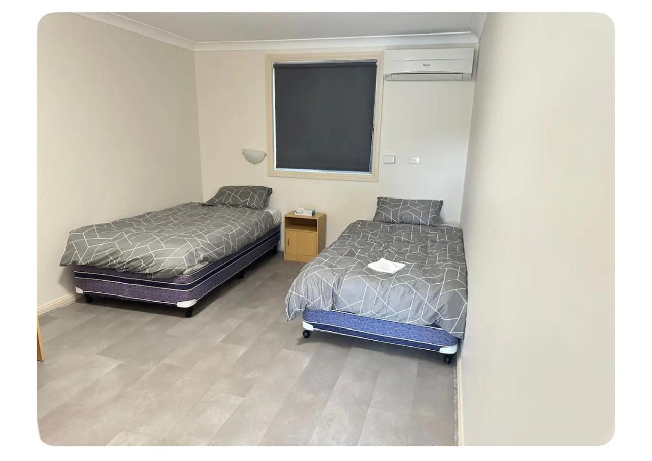 Yetholme Motel Екстериор снимка